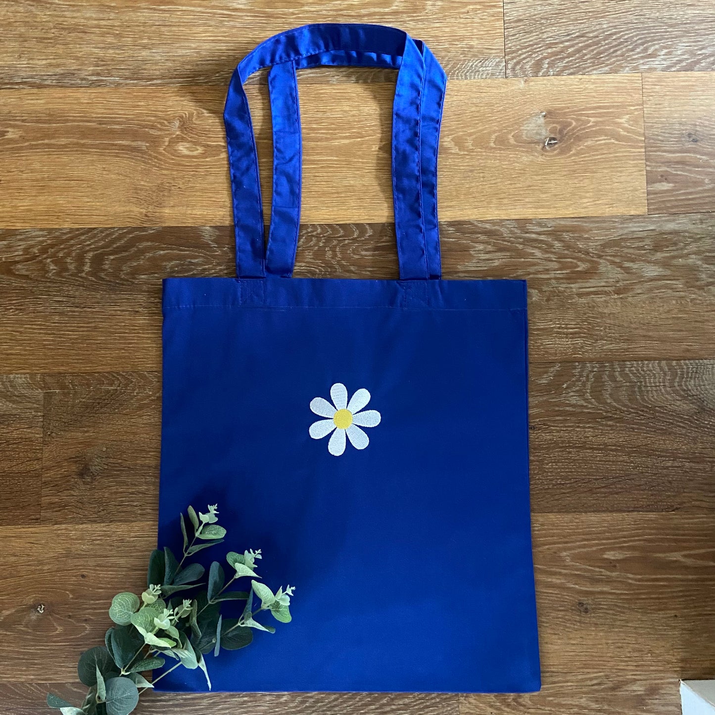 Daisy Design Embroidered Organic Cotton Tote Bag
