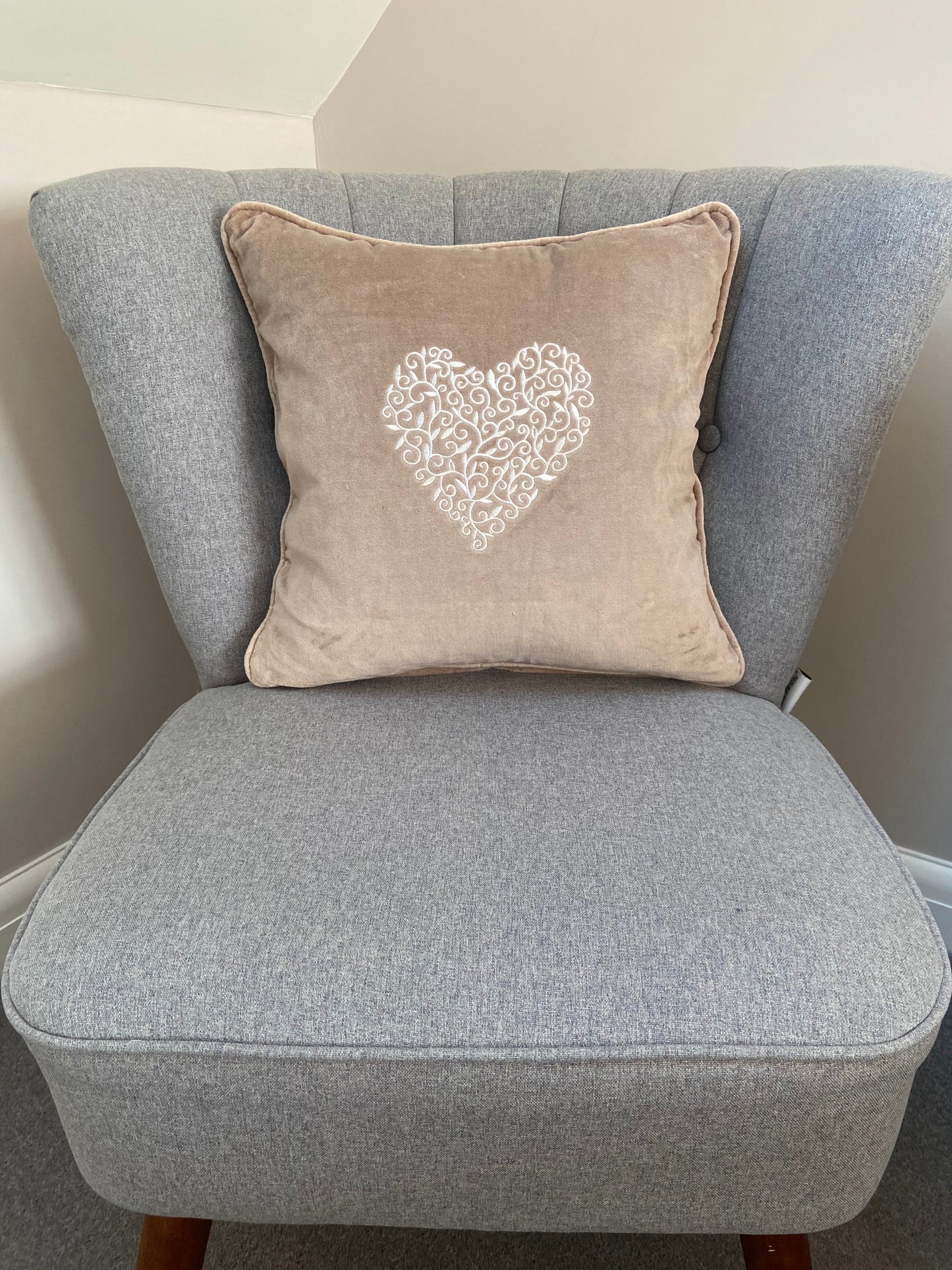 Detailed Heart Velour Embroidered Cushion Cover