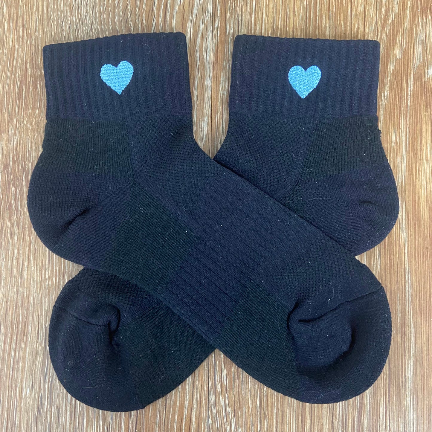 Embroidered Heart Quarter Socks