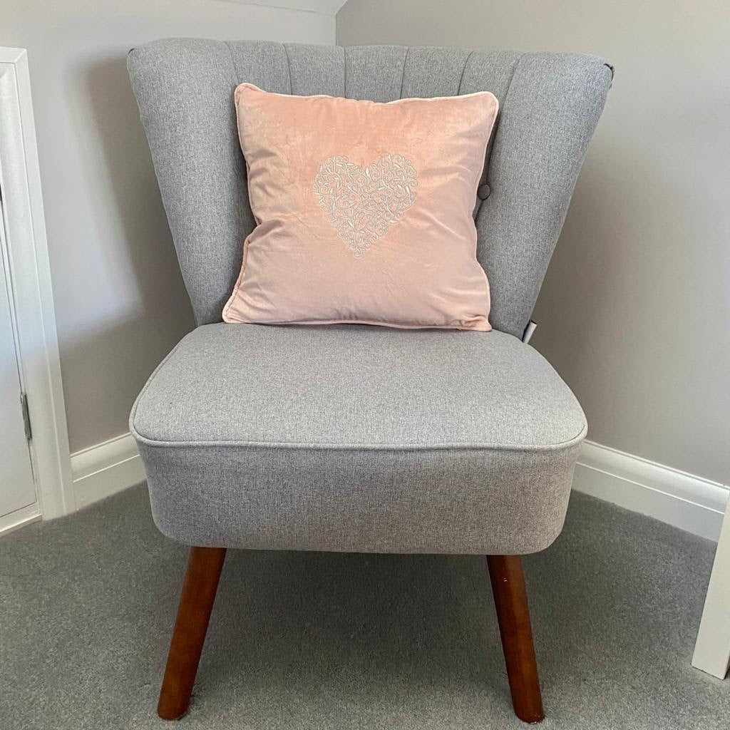 Detailed Heart Velour Embroidered Cushion Cover