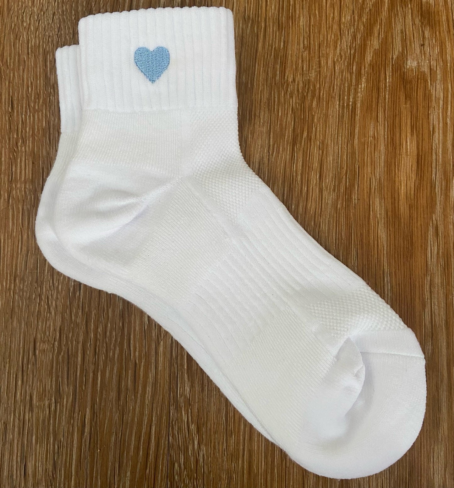Embroidered Heart Quarter Socks