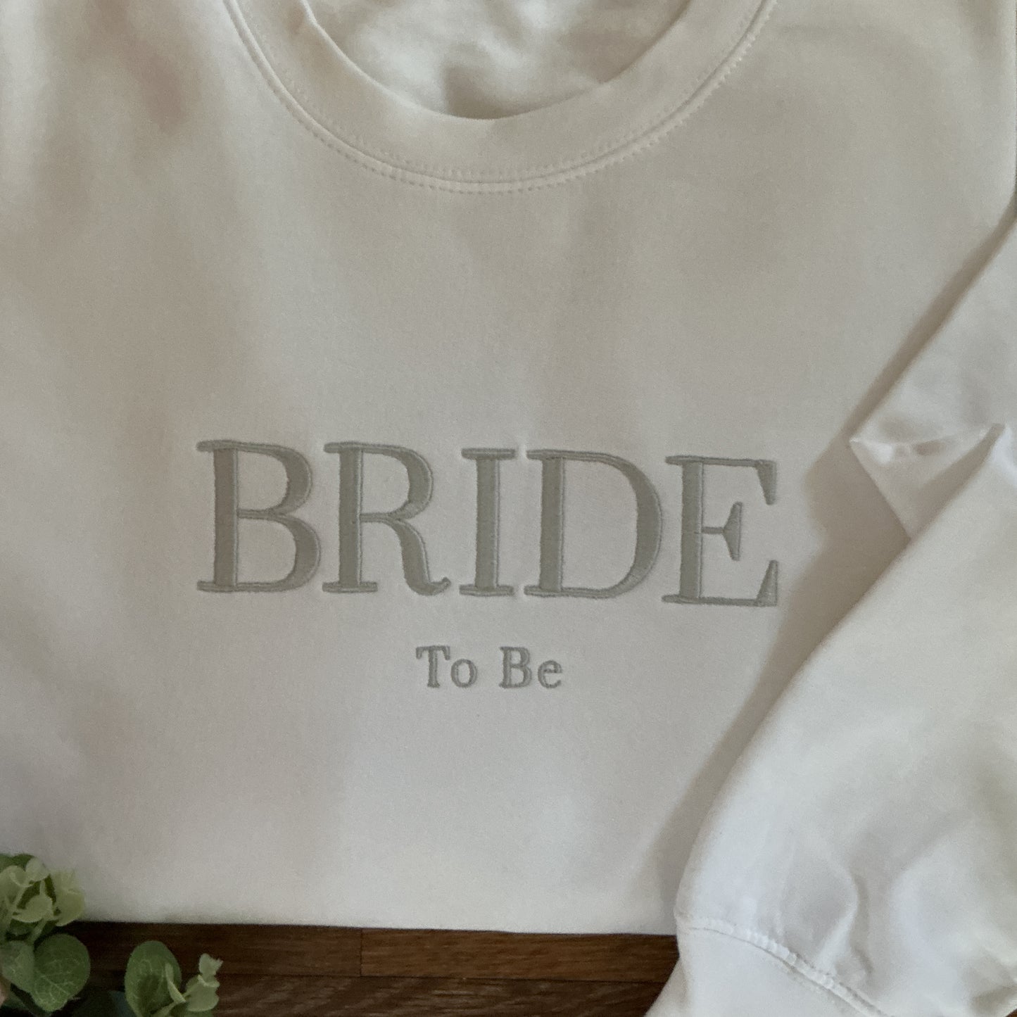 White "Bride To Be" Embroidered Adults Long Sleeved Sweatshirt. Hen-do. Bride Gift