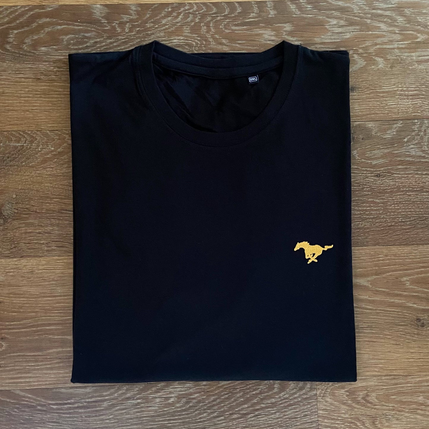 Mustang Running Horse Design Crew Neck Adults Black or Navy Unisex T-Shirt. Gift Idea.