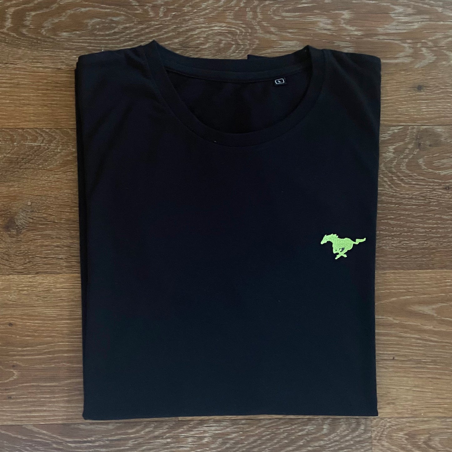 Mustang Running Horse Design T-Shirt, Baseball Cap & Socks in a Gift Box. Gift Idea